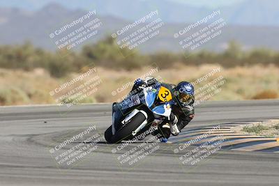 media/Oct-04-2025-CVMA (Sat) [[408bcdd6e4]]/Race 13-Amateur Supersport Open/